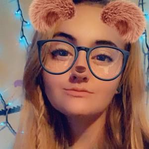 Meet your Posher, Danyell